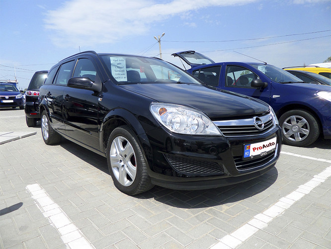 Opel Astra, 2008 : S-a vândut