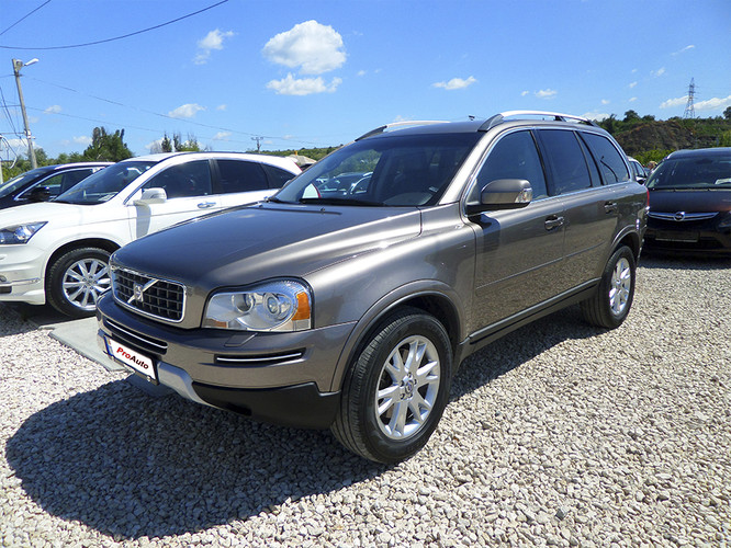 Volvo XC90, 2009 : S-a vândut