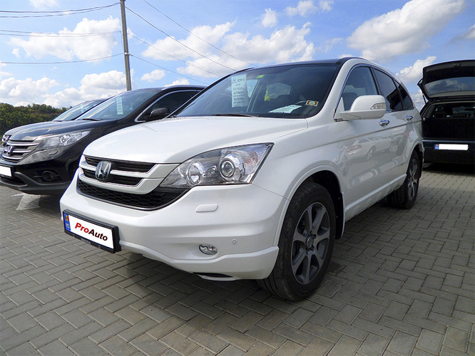 Honda CR-V. Executive Plus, 2012 : S-a vândut