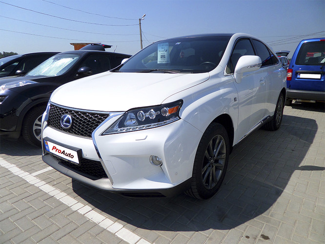 Lexus RX-450h, F-Sport, 2014 : S-a vândut