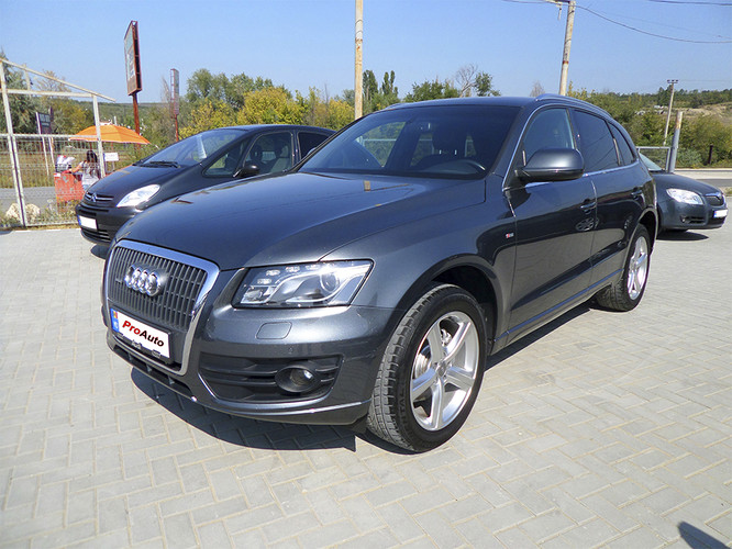 Audi Q5 Quattro ''S-Line'', 2009 : S-a vândut