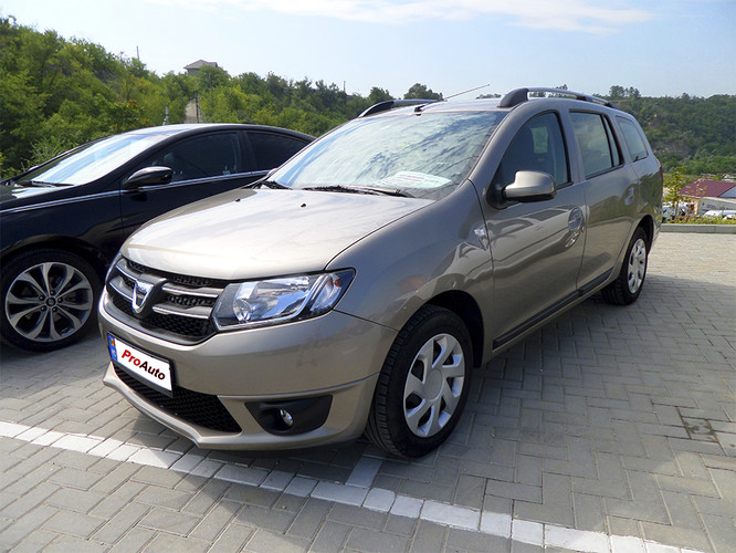 Dacia Logan Mcv, 2014 : 7 399 €