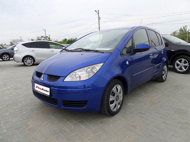 Mitsubishi Colt, 2008 : S-a vândut