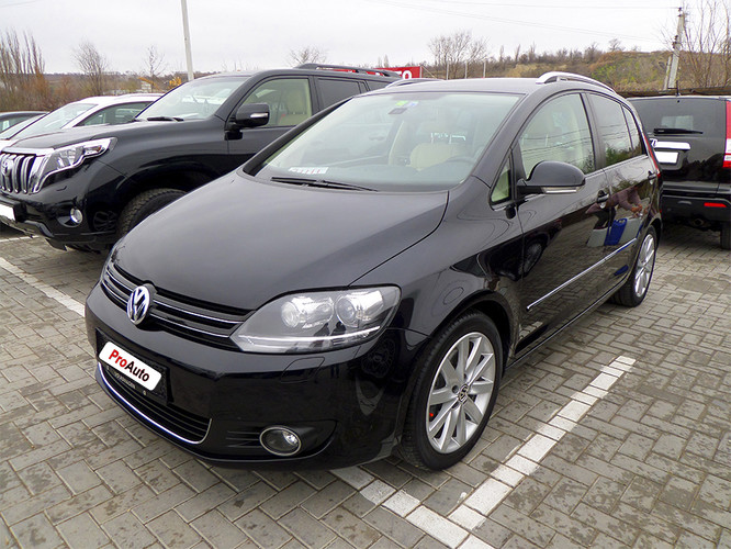 Volkswagen Golf 6 Plus, 2011 : S-a vândut