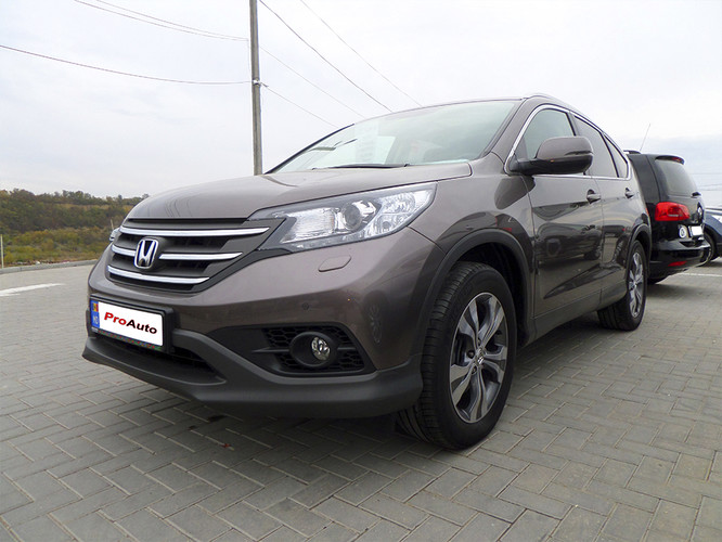 Honda CR-V. Executive Plus, 2013 : 20 500 €