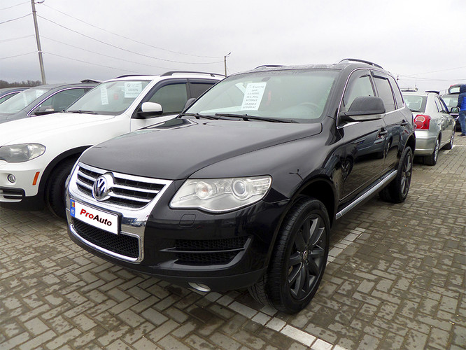Volkswagen Touareg, 2008 : 13 200 €