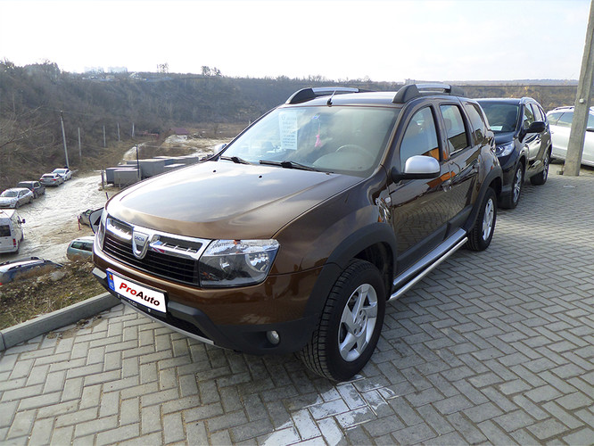 Dacia Duster Laureate : 9 500 € - (Leasing/Credit)